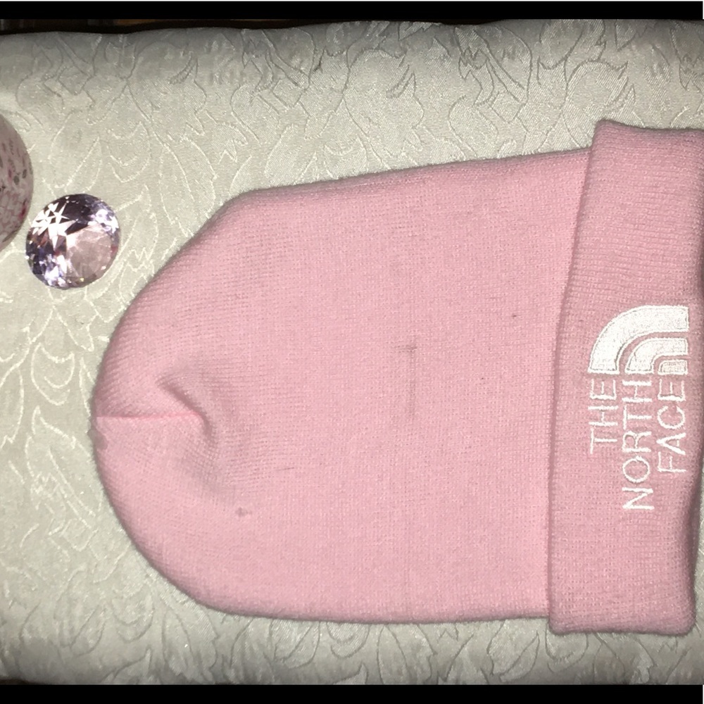 BABY PINK BEANIE | THE NORTH FACE